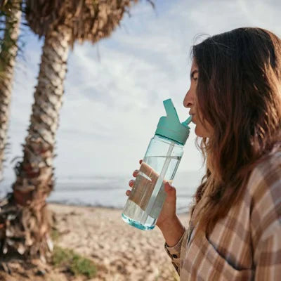 Yeti 25oz/750ml Yonder Tether Water Bottle with Colour Matched Straw Lid (Sea Foam)