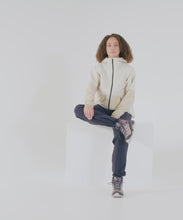 Load and play video in Gallery viewer, Salomon Women's X Ultra 360 Gore-Tex Mid Trail Boots (Plum Kitten/Phantom/Cork)