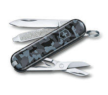 Load image into Gallery viewer, Victorinox Swiss Army Knife: Classic Navy Camo (7 Tools)
