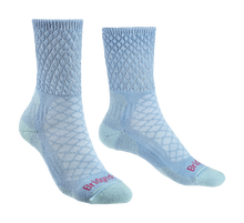 Load image into Gallery viewer, Bridgedale Women's Hike Lightweight Merino Comfort Boot Length Socks (Powder Blue)