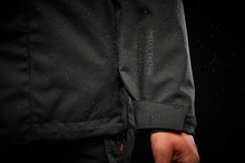 Load image into Gallery viewer, Helly Hansen Workwear Men's Oxford HT Waterproof Shell Jacket (Black)