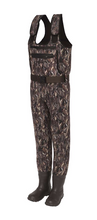 Load image into Gallery viewer, Kinetic Unisex NeoRush Neoprene Bootfoot Waders - Cleated Sole (Camo)
