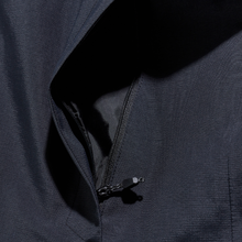 Load image into Gallery viewer, Berghaus Men's Hillwalker Interactive 2L Gore-Tex Jacket (Black)
