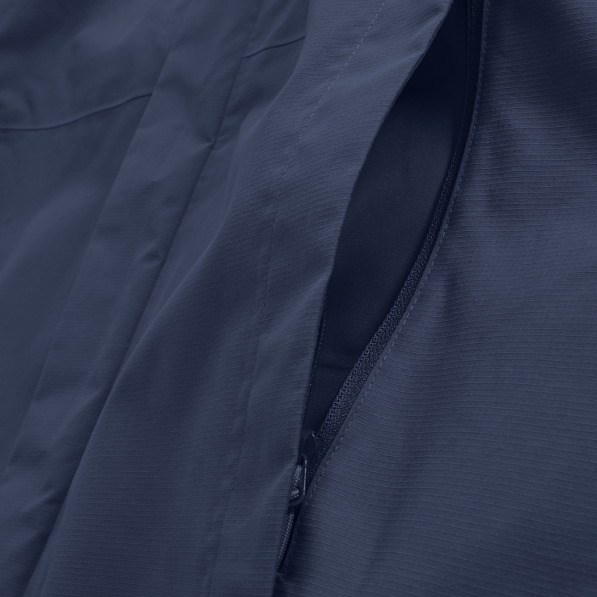Berghaus Men's Hillwalker 2.0 Interactive 2L Gore-Tex Jacket Hale Navy 006 A002120