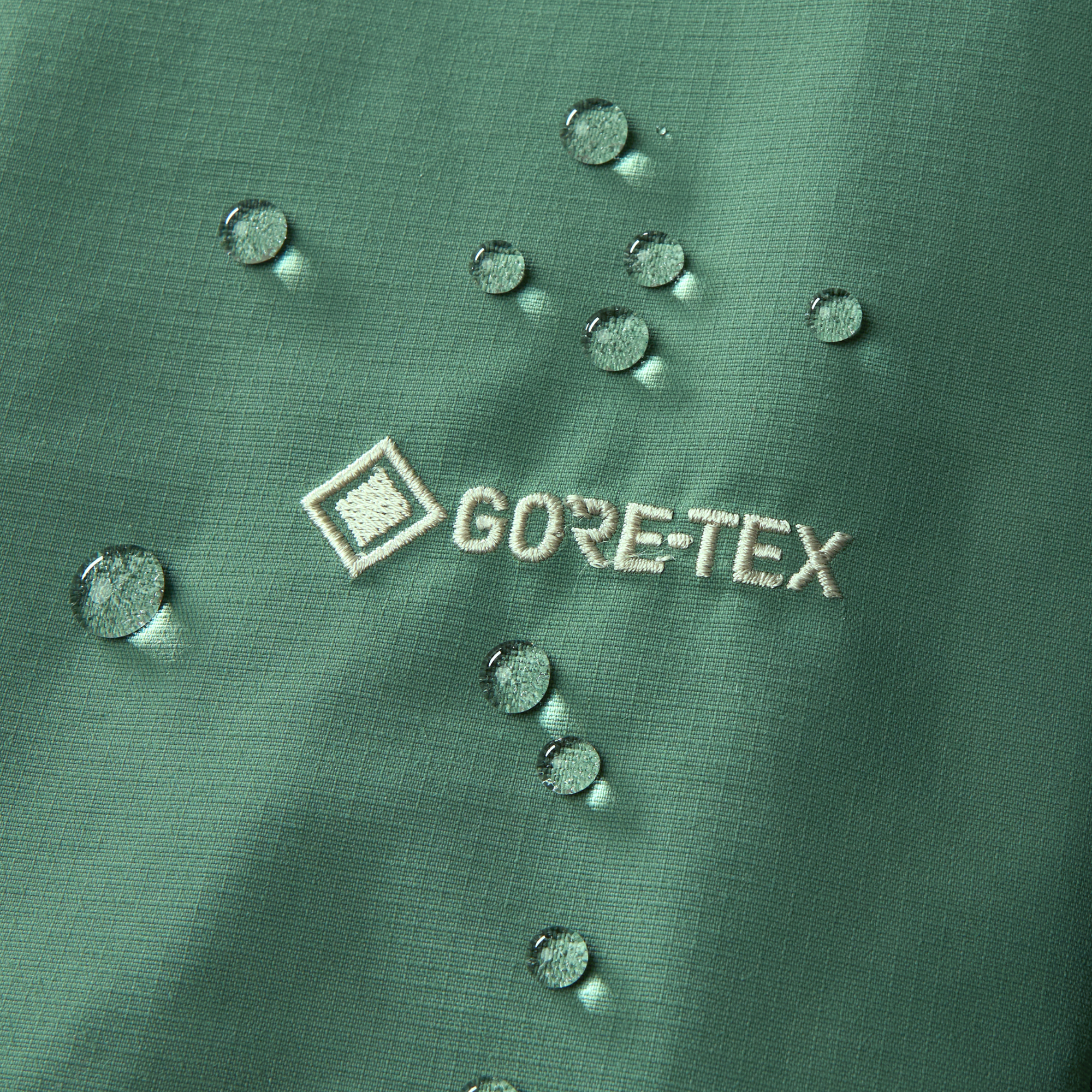 Berghaus Women's Hillwalker 2.0 Interactive 2L Gore-Tex Jacket Otherside Green 003 A002099