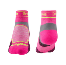 Load image into Gallery viewer, Bridgedale Women&#39;s Ultralight T2 Coolmax Trail Running Low Socks (Pink)
