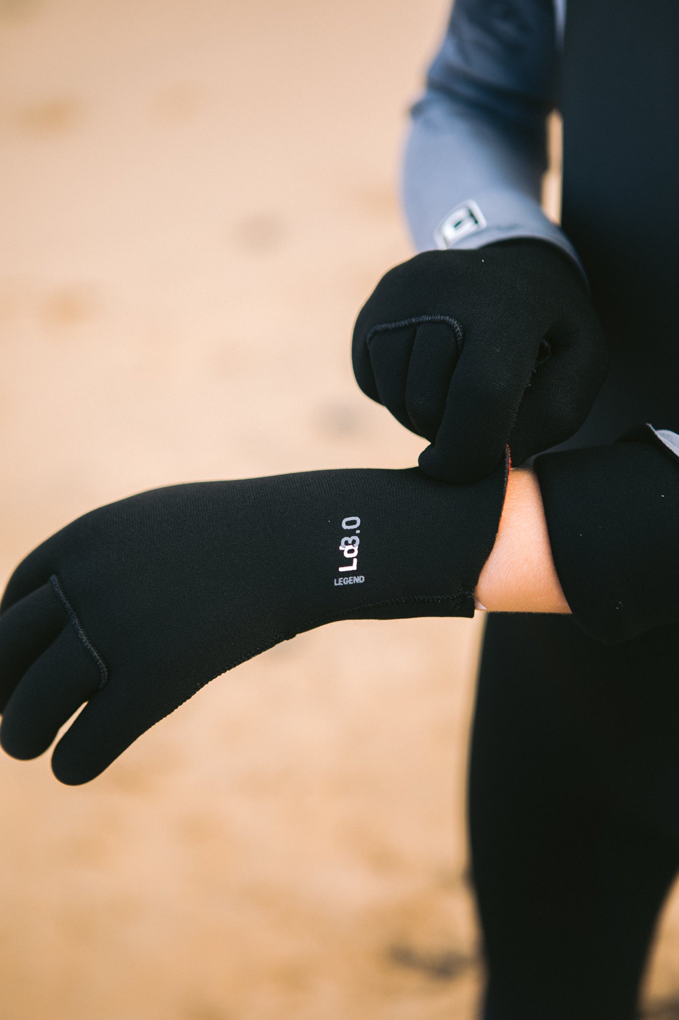 C-Skins Junior Legend GBS Neoprene Thermal Swim/Watersports Gloves (Black)(3mm)