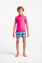 Load image into Gallery viewer, C-Skins Junior NuWave Rash X UPF50+ Short Sleeve Rash Vest (Lipstick/Slate/Multi)
