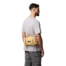 Load image into Gallery viewer, Columbia Echo Mountain Hip Pack (3L)(Sand Dune/Canoe)
