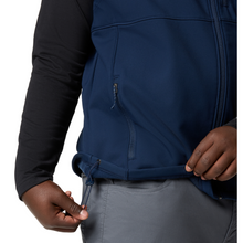 Load image into Gallery viewer, Columbia Men&#39;s Ascender II Softshell Vest (Collegiate Navy)
