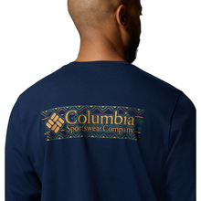 Load image into Gallery viewer, Columbia Men&#39;s Explorers Canyon Long Sleeve T-Shirt (Collegiate Navy/Branded Blanket)
