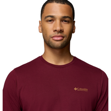 Load image into Gallery viewer, Columbia Men&#39;s Explorers Canyon Long Sleeve T-Shirt (Rich Wine/Branded Blanket)
