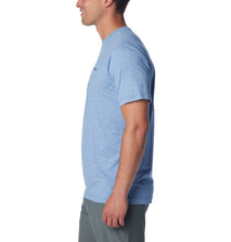 Load image into Gallery viewer, Columbia Men&#39;s Kwick Hike Back Graphic Short Sleeve Technical Tee (Skyler Heather/Mountain Air)
