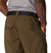 Load image into Gallery viewer, Columbia Men&#39;s Silver Ridge Utility Cargo Shorts (Olive Green)
