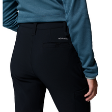 Load image into Gallery viewer, Columbia Women&#39;s Back Beauty Warm Softshell Trousers (Black)
