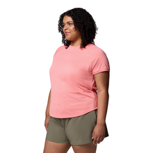 Load image into Gallery viewer, Columbia Women&#39;s Bogata Bay Short Sleeve Technical Tee (Alpenglow)
