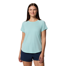 Load image into Gallery viewer, Columbia Women&#39;s Bogata Bay Short Sleeve Technical Tee (Spray)
