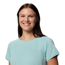 Load image into Gallery viewer, Columbia Women&#39;s Bogata Bay Short Sleeve Technical Tee (Spray)
