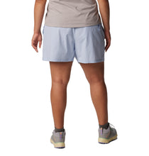 Load image into Gallery viewer, Columbia Women&#39;s Boundless Trek Active Shorts (Whisper)
