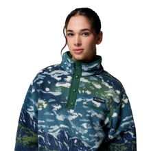 Load image into Gallery viewer, Columbia Women&#39;s Helvetia II Printed Cropped Half Snap Fleece Top (Everblue Sisters/Rain Forest)
