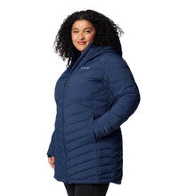 Load image into Gallery viewer, Columbia Women&#39;s Joy Peak II Mid Hooded Insulated Parka (Collegiate Navy)
