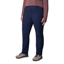 Load image into Gallery viewer, Columbia Women&#39;s Leslie Falls II Trousers (Collegiate Navy)
