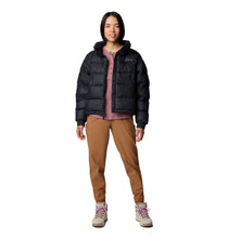 Load image into Gallery viewer, Columbia Women&#39;s Pike Lake II Cropped Insulated Jacket (Black)
