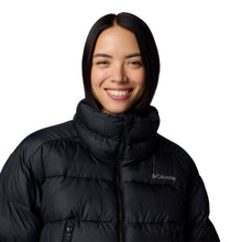 Load image into Gallery viewer, Columbia Women&#39;s Pike Lake II Cropped Insulated Jacket (Black)
