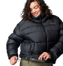 Load image into Gallery viewer, Columbia Women&#39;s Pike Lake II Cropped Insulated Jacket (Black)
