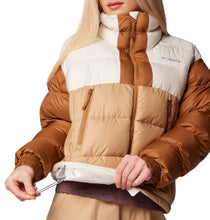 Load image into Gallery viewer, Columbia Women&#39;s Pike Lake II Cropped Insulated Jacket (Canoe/Chalk/Camel Brown)
