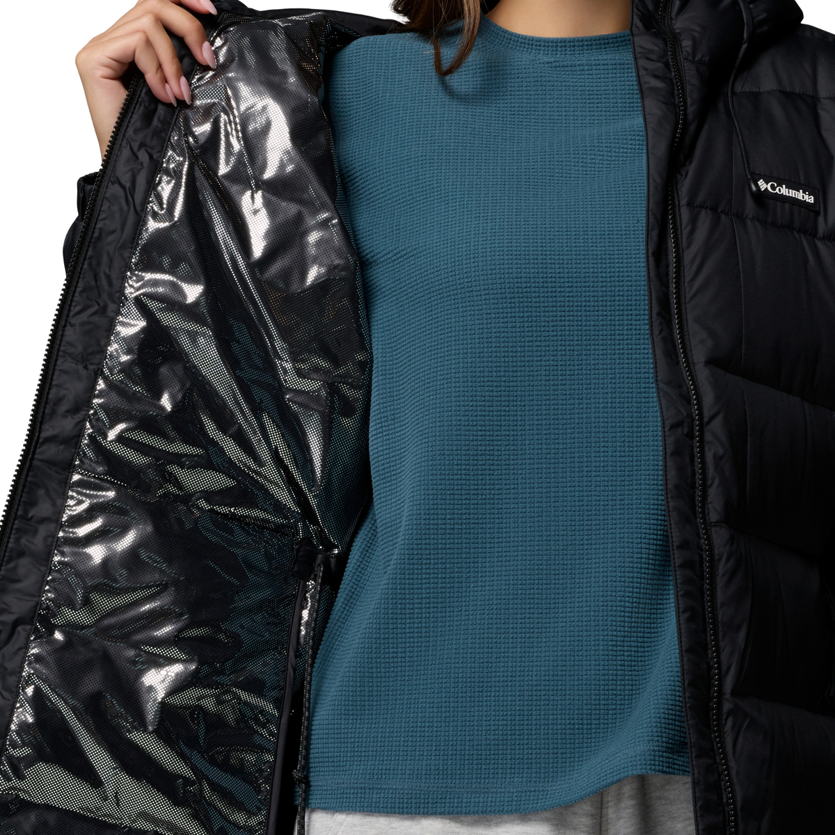 Columbia Women's Pike Lake III Long Hooded Insulated Parka (Black)