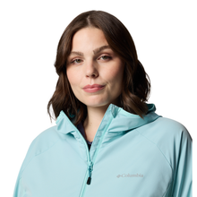 Load image into Gallery viewer, Columbia Women&#39;s Sweet As III Hooded Softshell Jacket (Spray)
