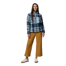 Load image into Gallery viewer, Columbia Women&#39;s West Bend II Quarter Zip Fleece Top (Crushed Blue Herringplaid)
