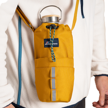 Load image into Gallery viewer, Craghoppers Kiwi II Bottle Bag (Dark Butterscotch)
