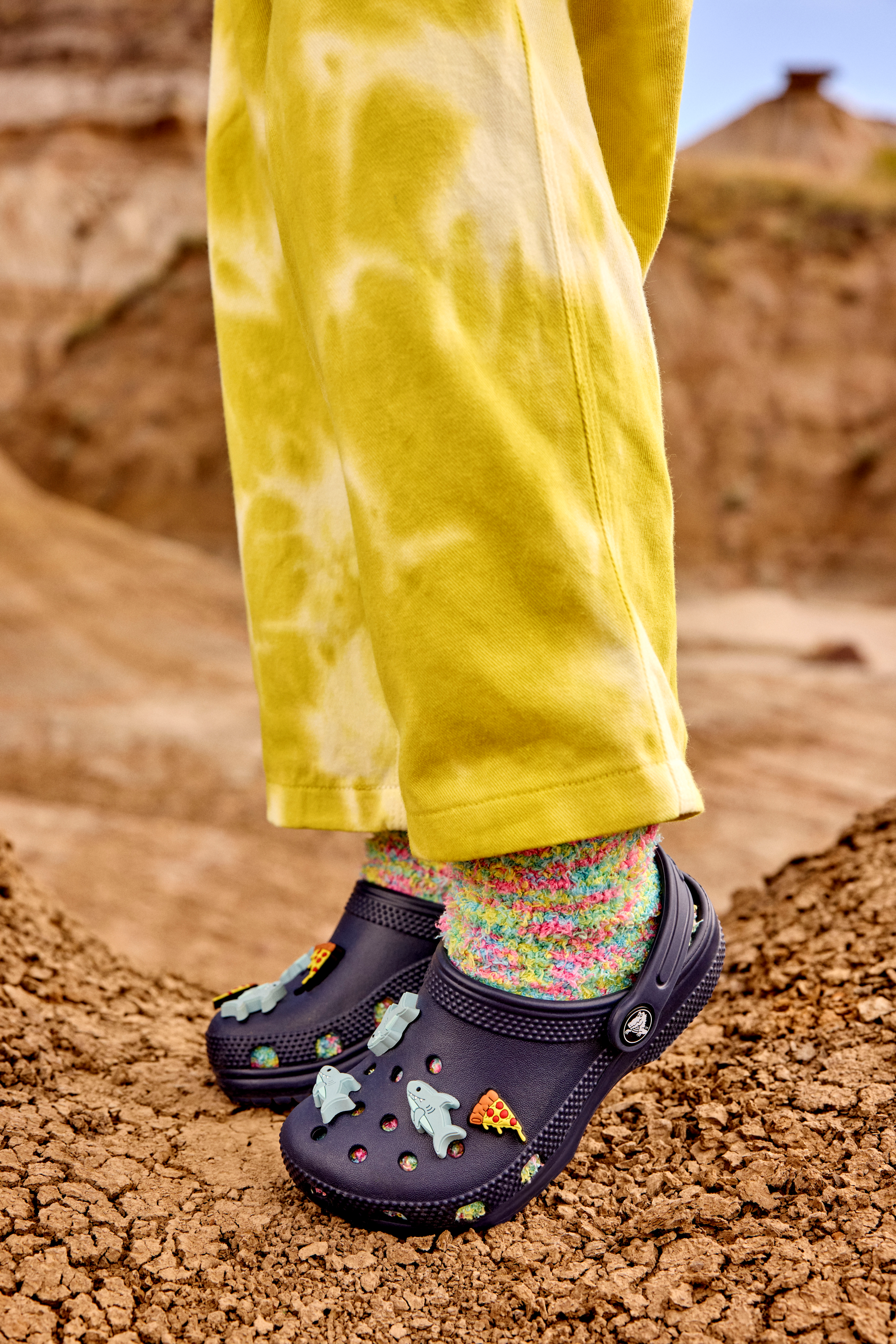 Crocs Classic Clogs - Junior (Navy)(Sizes C11-J4)