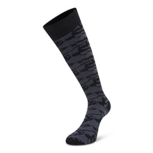 Load image into Gallery viewer, Dare 2B Men&#39;s Printed II Ski Socks (Grey Mountain Print)
