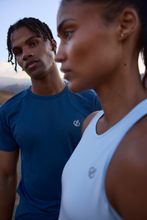 Load image into Gallery viewer, Dare 2B Women&#39;s Gravitate Sleeveless Technical Vest (Skyway)
