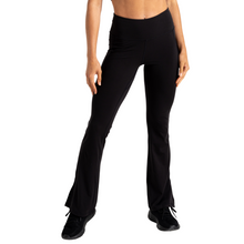 Load image into Gallery viewer, Dare 2B Women&#39;s Refresh UPF50 Flared Leggings (Black)
