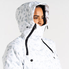 Load image into Gallery viewer, Dare 2B Women&#39;s Snowburst Overhead Waterproof Insulated Ski Jacket (White Dash Print)
