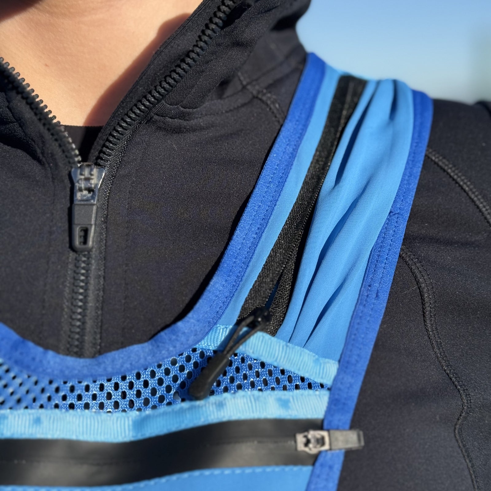 Eos Elite Unisex RainGuard Waterproof Running Vest (Blue)