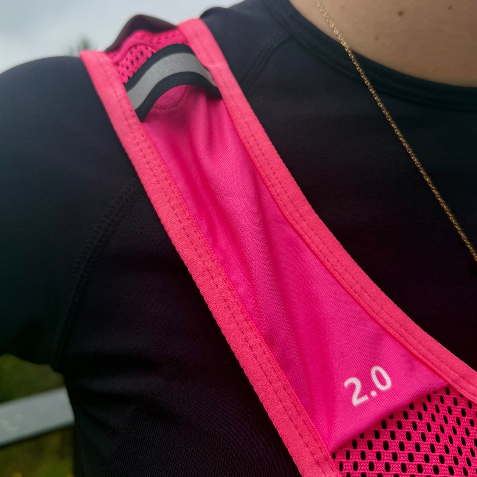 Eos Elite Unisex Ultralight 2.0 Running Vest (Pink)