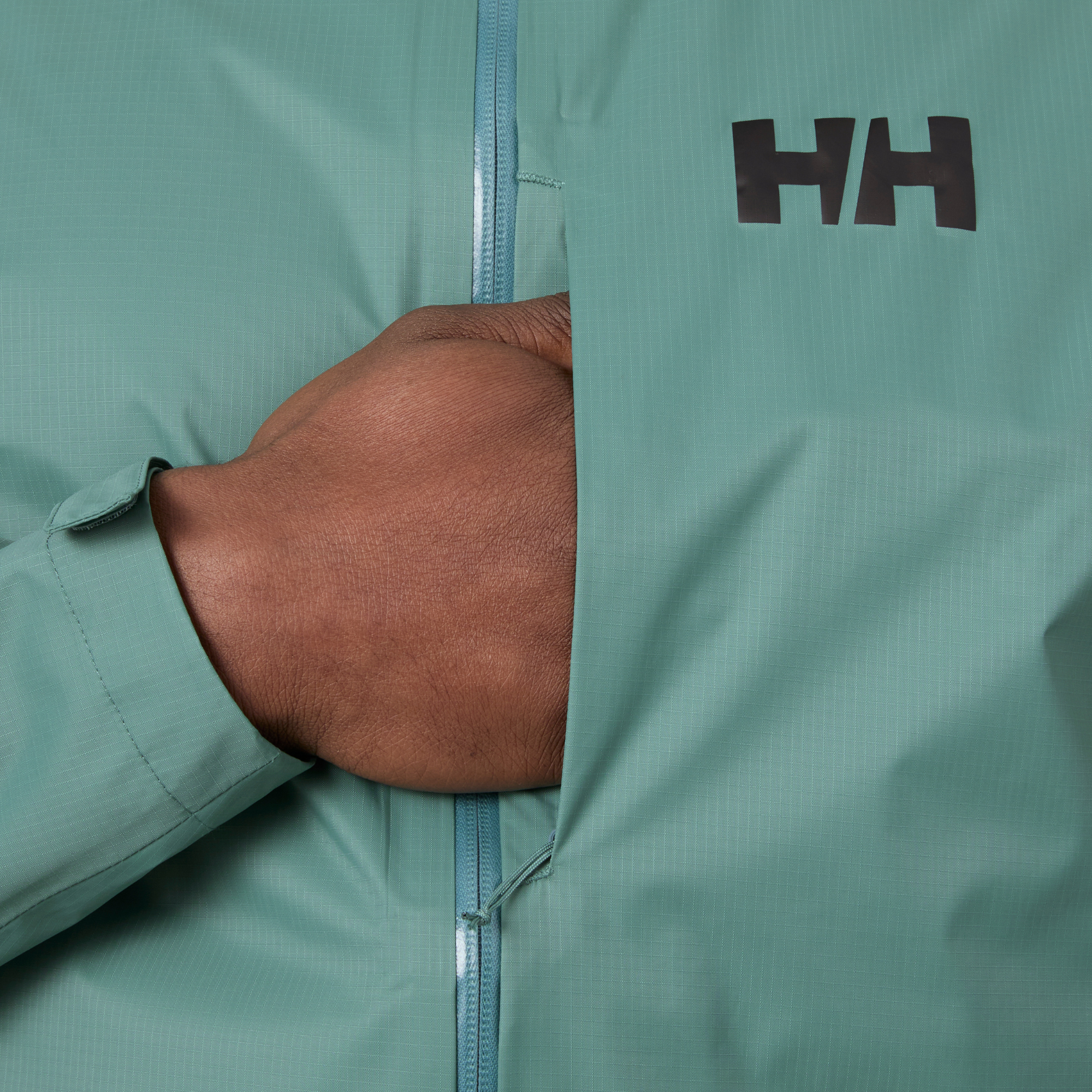 Helly Hansen Men's Loke Terra HT 2.5L Waterproof Micro Jacket (Opal Green)