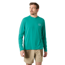 Load image into Gallery viewer, Helly Hansen Men's Skog Graphic UPF40 Long Sleeve Tee (Dark Mint)
