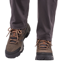Load image into Gallery viewer, Helly Hansen Men&#39;s Switchback Low 3 HT Waterproof Trail Shoes (Cement/Coffee Bean)

