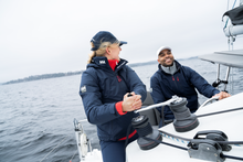 Load image into Gallery viewer, Helly Hansen Women&#39;s Crew Hooded Midlayer HT Waterproof Insulated Jacket 2.0 (Navy)
