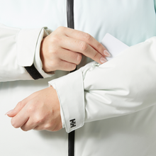 Load image into Gallery viewer, Helly Hansen Women&#39;s Nora Short Puffy Insulated Ski Jacket (Reflections AOP)
