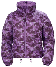 Load image into Gallery viewer, Helly Hansen Women&#39;s Reversible Insulated Puffer Jacket (Crushed Grape)
