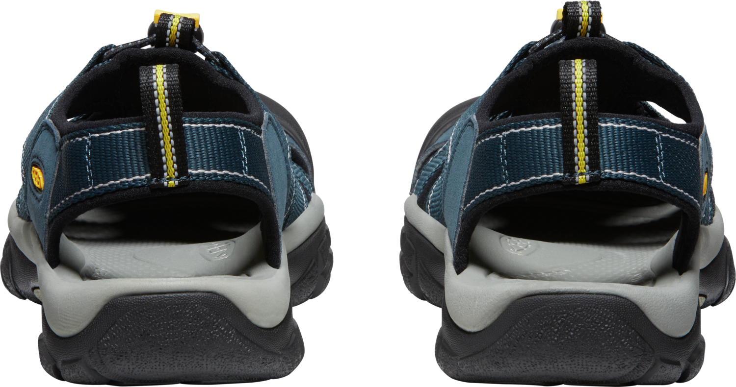 Keen Men's Newport H2 Closed Toe Sandals (Navy/Medium Grey)