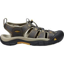 Load image into Gallery viewer, Keen Men&#39;s Newport H2 Closed Toe Sandals (Raven/Aluminium)

