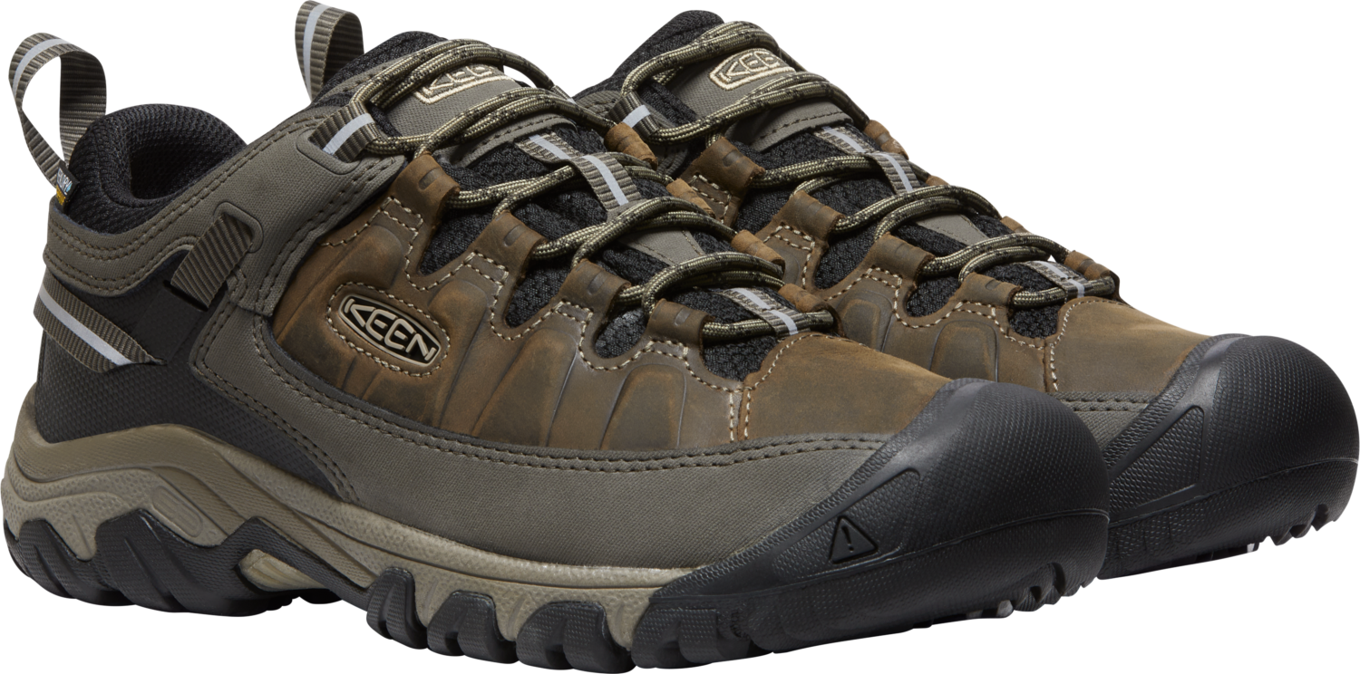 Men's targhee ii hiking shoe hot sale